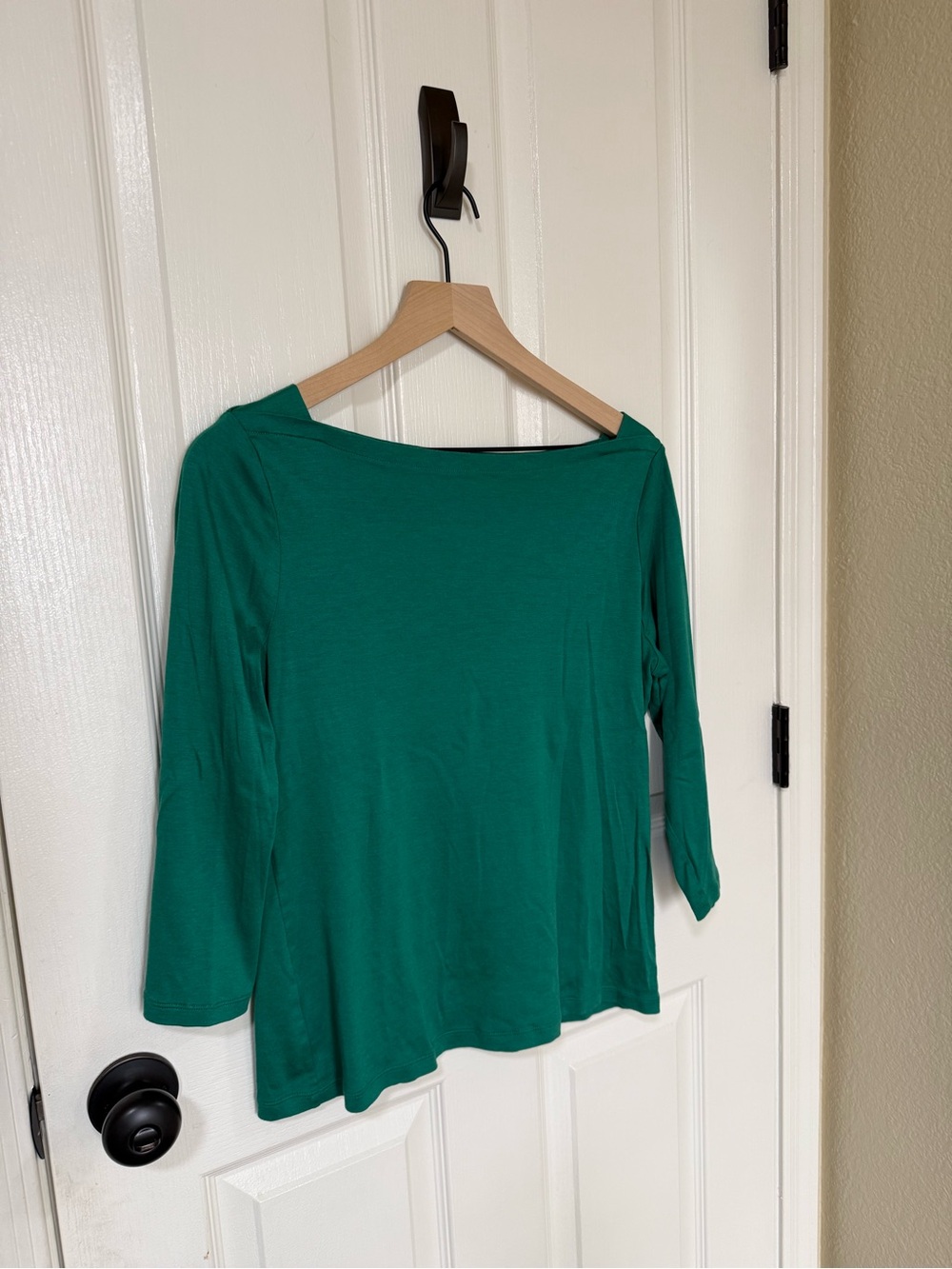 TALBOTS Green Long-Sleeve Boatneck Top